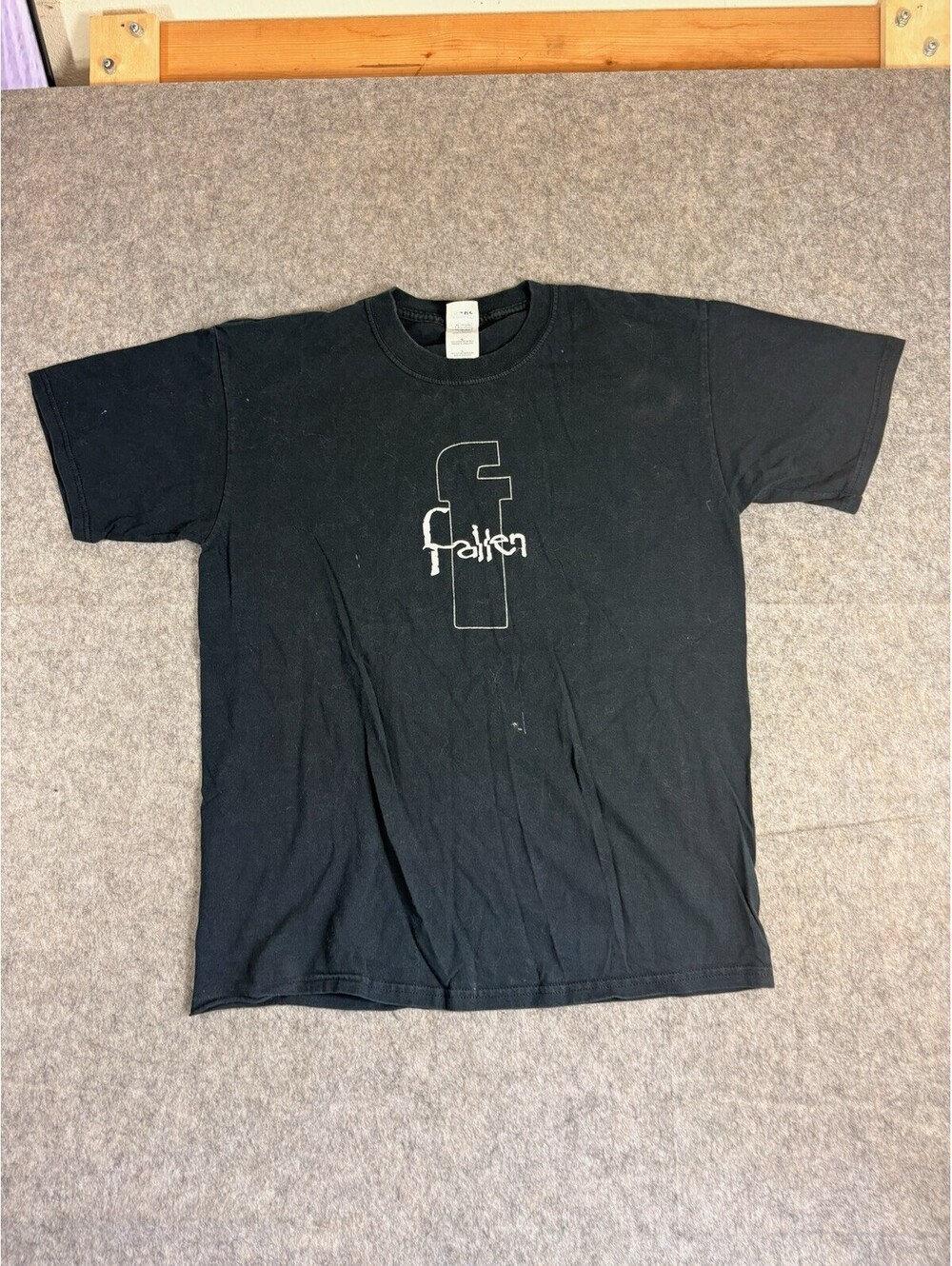Vintage Fallen Skate Brand Tee T-shirt Size L Mens Black Skateboarding 90s